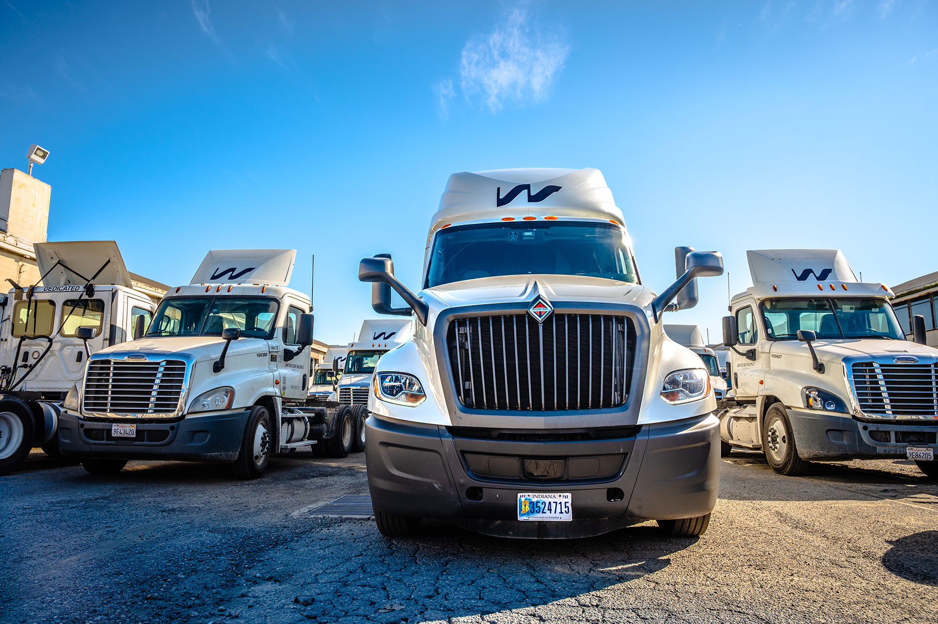 custom_dedicated_logistics_trucking_warehousing_yard_solutions_port_of_la_lb