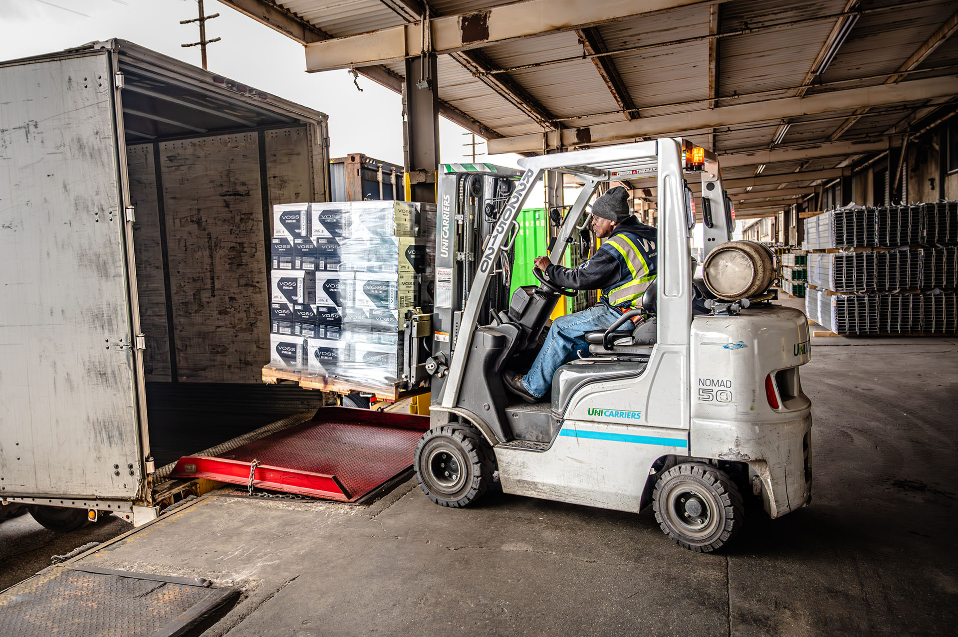 Transload_warehousing_port_of_LA_LB